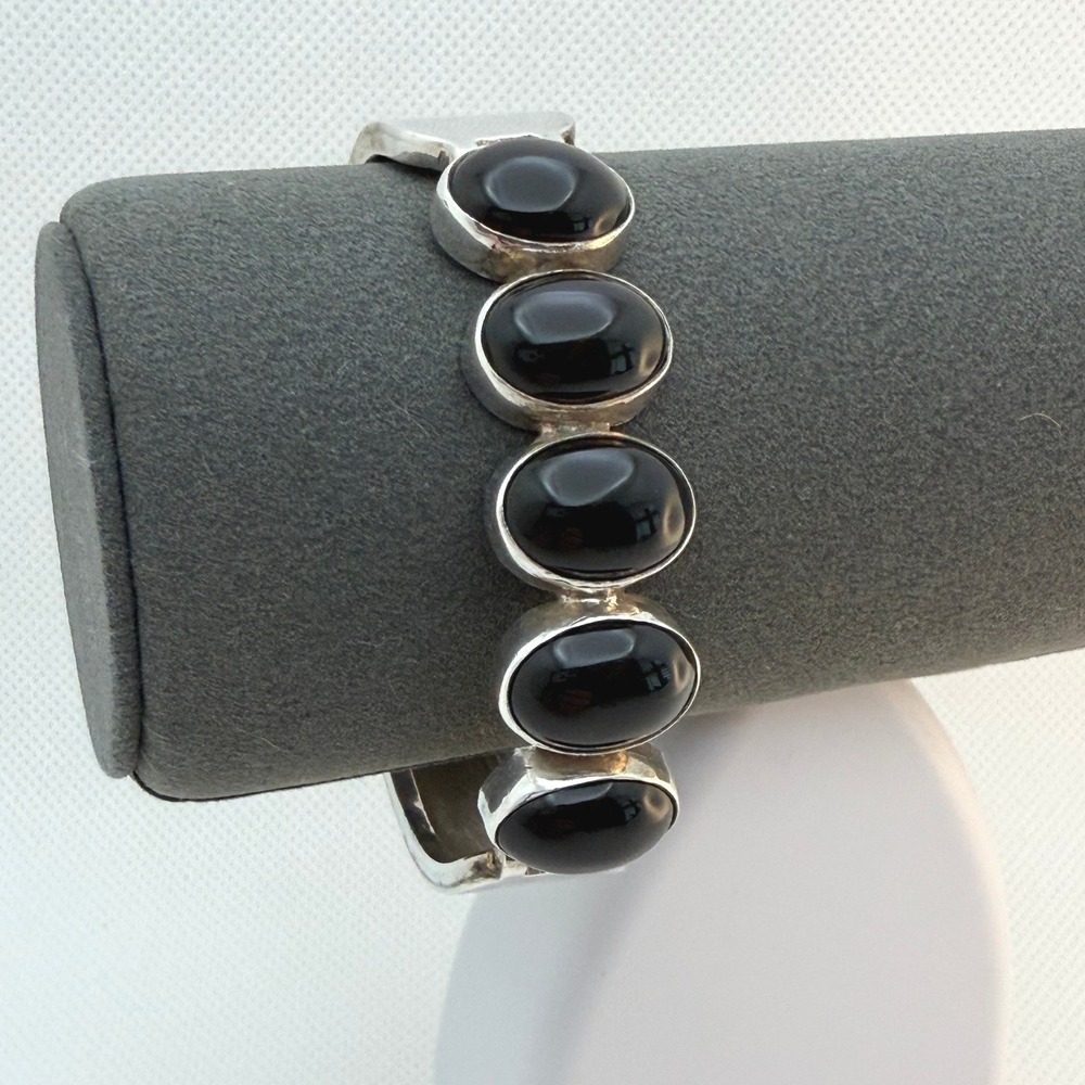 Black Onyx, Bangle Bracelet 7.5 ,925 Silver Vintage